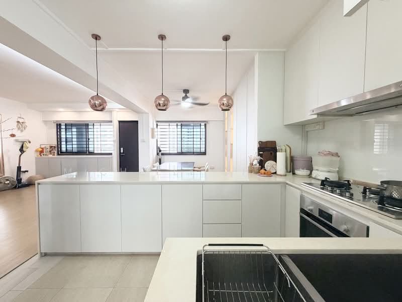 159 Yung Ping Road HDB Flat For Sale at S$ 788,888 | PropertyGuru Singapore - Kitchen