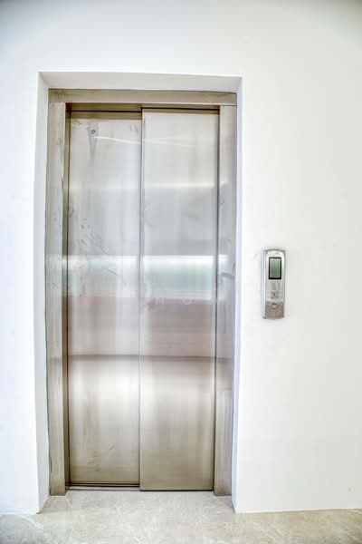 ⚡Wondr Homes ⚡Almost New Freehold Inter Terrace | Opera Estate District 15 3.5 Storeys with Lift Terraced House For Sale at S$ 5,200,000 | PropertyGuru Singapore - Interior