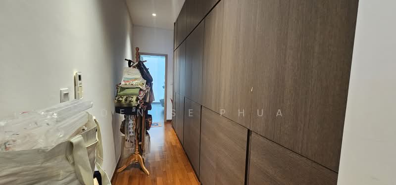 ⚡Wondr Homes ⚡Almost New Freehold Inter Terrace | Opera Estate District 15 3.5 Storeys with Lift Terraced House For Sale at S$ 5,200,000 | PropertyGuru Singapore - Corridor