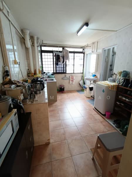 75 Bedok North Road, 75 Bedok North Road, 2 Bedrooms, 635 sqft, HDB Flat For Sale, by Wee Ming Hao, 500066114 - Kitchen - PropertyGuru.com.sg