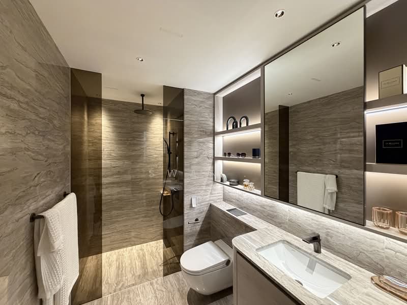 The Continuum Condominium For Sale at S$ 5,200,000 | PropertyGuru Singapore - Bathroom