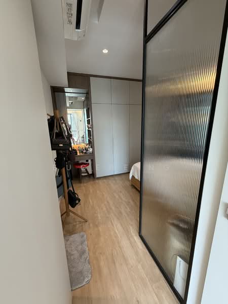 Thomson Grand Condominium For Sale at S$ 2,800,000 | PropertyGuru Singapore - Bedroom