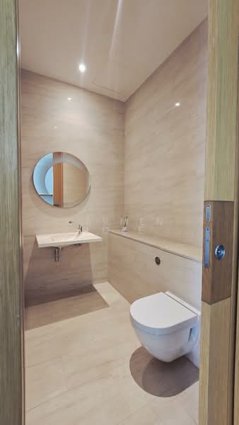 Belle Vue Residences, 15 Oxley Walk, 3 Bedrooms, 2,045 sqft, Condominium For Rent, by Carmen Loke, 500066141 - Bathroom - PropertyGuru.com.sg