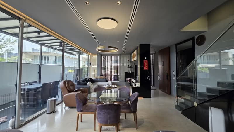 Michaels' Residences Semi-Detached House For Sale at S$ 4,500,000 | PropertyGuru Singapore - Living Room
