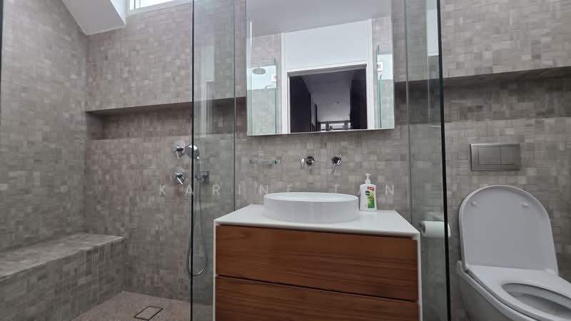 Michaels' Residences Semi-Detached House For Sale at S$ 4,500,000 | PropertyGuru Singapore - Bathroom