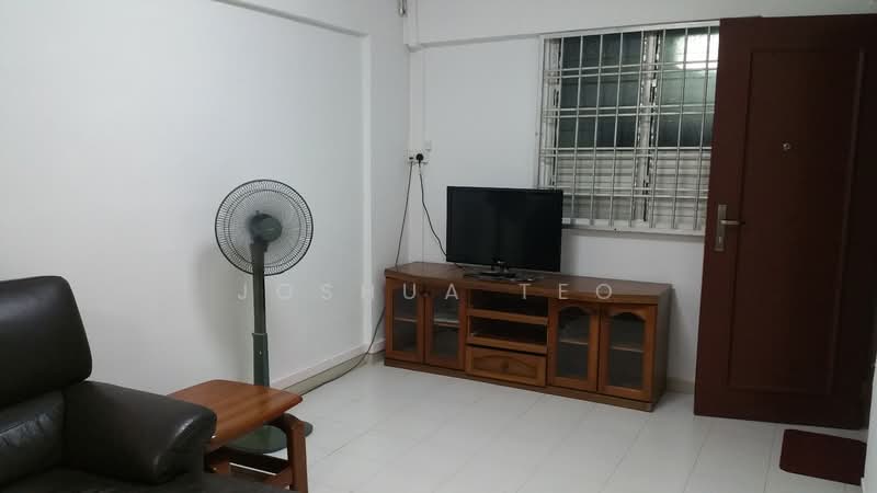228 Bukit Batok Central, 228 Bukit Batok Central, 2 Bedrooms, 731 sqft, HDB Flat For Rent, by Joshua Teo, 500066148 - Living Room - PropertyGuru.com.sg