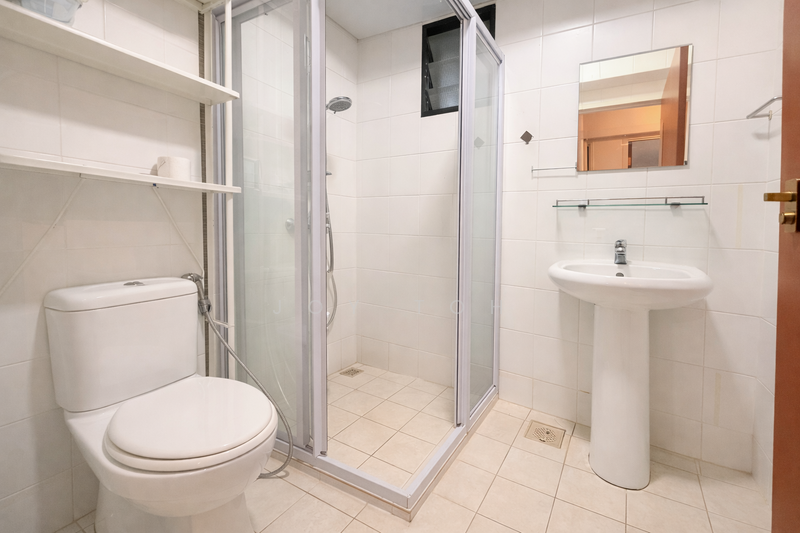 335B Yishun Street 31 HDB Flat For Sale at S$ 560,000 | PropertyGuru Singapore - Bathroom