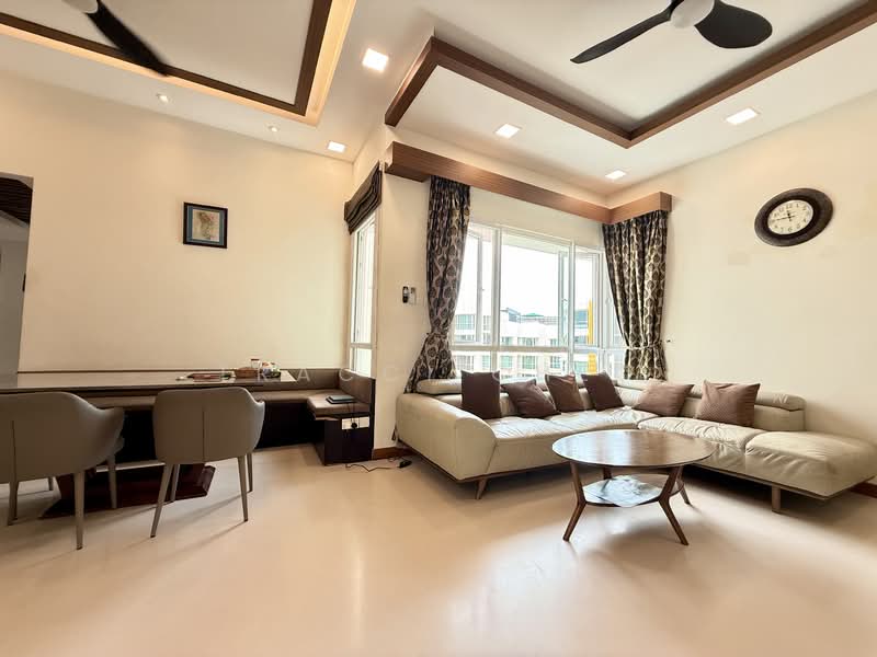 Savannah Condopark, 31 Simei Rise, 4 Bedrooms, 2,271 sqft, Condominium For Rent, by Tracci Cheo, 500066153 - Living Room - PropertyGuru.com.sg