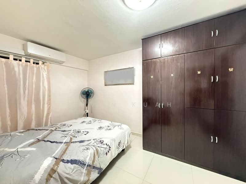 161 Mei Ling Street HDB Flat For Sale at S$ 488,000 | PropertyGuru Singapore - Bedroom