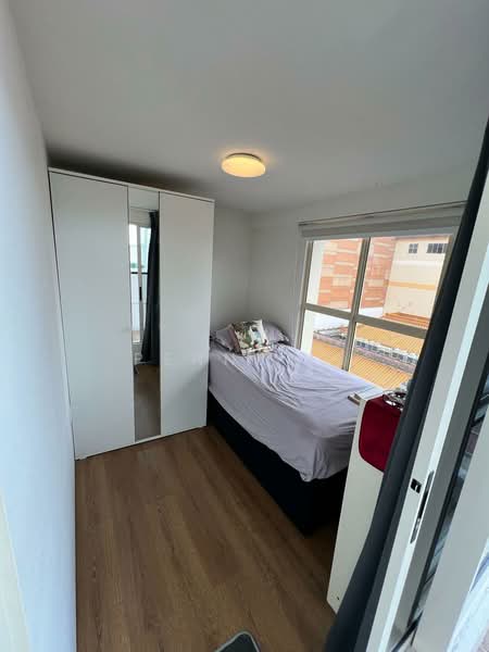 Sims Green Apartment For Sale at S$ 1,850,000 | PropertyGuru Singapore - Bedroom