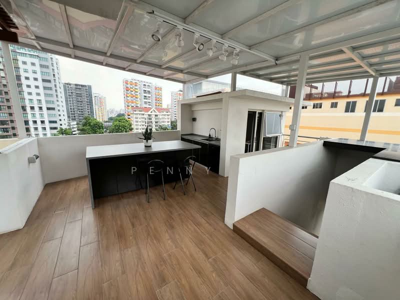 Sims Green Apartment For Sale at S$ 1,850,000 | PropertyGuru Singapore - Kitchen