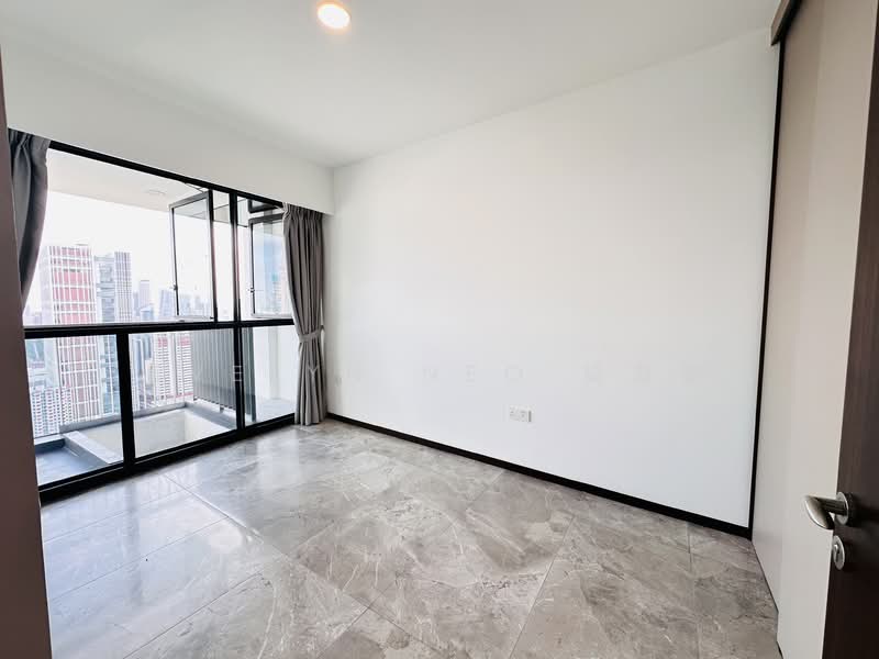 One Pearl Bank, 1 Pearl Bank, 2 Bedrooms, 700 sqft, Condominium For Rent, by Evelyn Neo 梁慧雯, 500066164 - Master Bedroom - PropertyGuru.com.sg