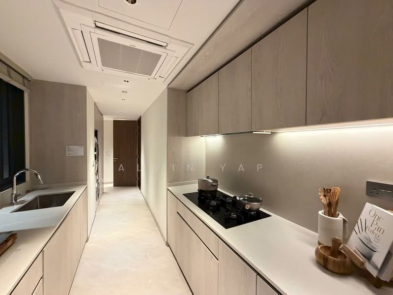 The Continuum Condominium For Sale at S$ 5,200,000 | PropertyGuru Singapore - Kitchen