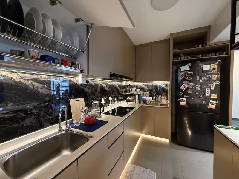 227A Ang Mo Kio Street 23 HDB Flat For Sale at S$ 980,000 | PropertyGuru Singapore - Kitchen