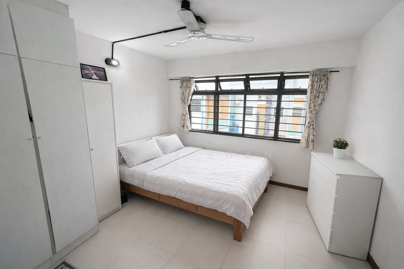 592A Montreal Link HDB Flat For Sale at S$ 610,000 | PropertyGuru Singapore - Bedroom