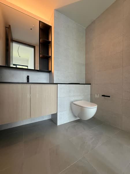 Jervois Mansion, 4 Jervois Close, 2 Bedrooms, 785 sqft, Condominium For Rent, by Melvin Sim, 500066175 - Bathroom - PropertyGuru.com.sg
