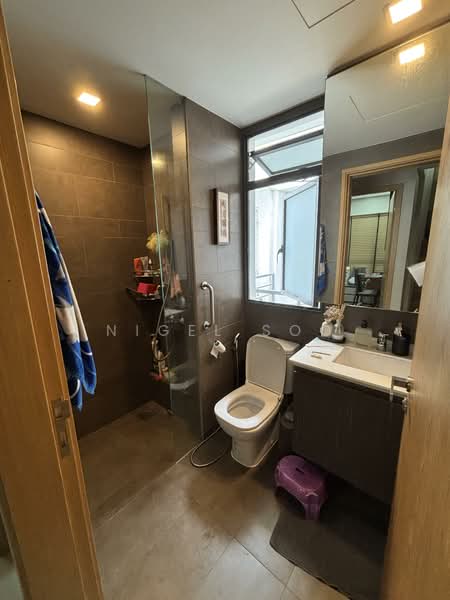 Parc Olympia, 64 Flora Drive, Room Rental, 160 sqft, Condominium For Rent, by Nigel Soo, 500066181 - Common Bedroom Bathroom - PropertyGuru.com.sg