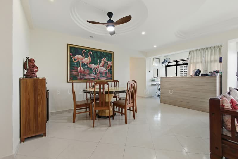 290F Bukit Batok Street 24 HDB Flat For Sale at S$ 799,000 | PropertyGuru Singapore - Dining Room