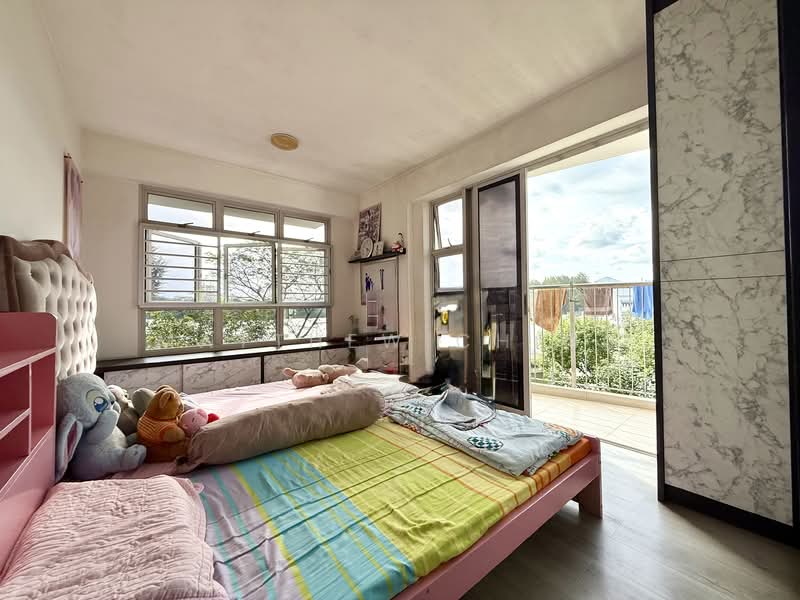325A Sumang Walk HDB Flat For Sale at S$ 850,000 | PropertyGuru Singapore - Bedroom