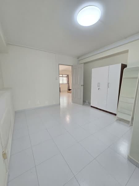 359 Tampines Street 34 HDB Flat For Sale at S$ 635,000 | PropertyGuru Singapore - Interior
