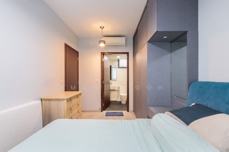 Symphony Suites Condominium For Sale at S$ 970,000 | PropertyGuru Singapore - Bedroom