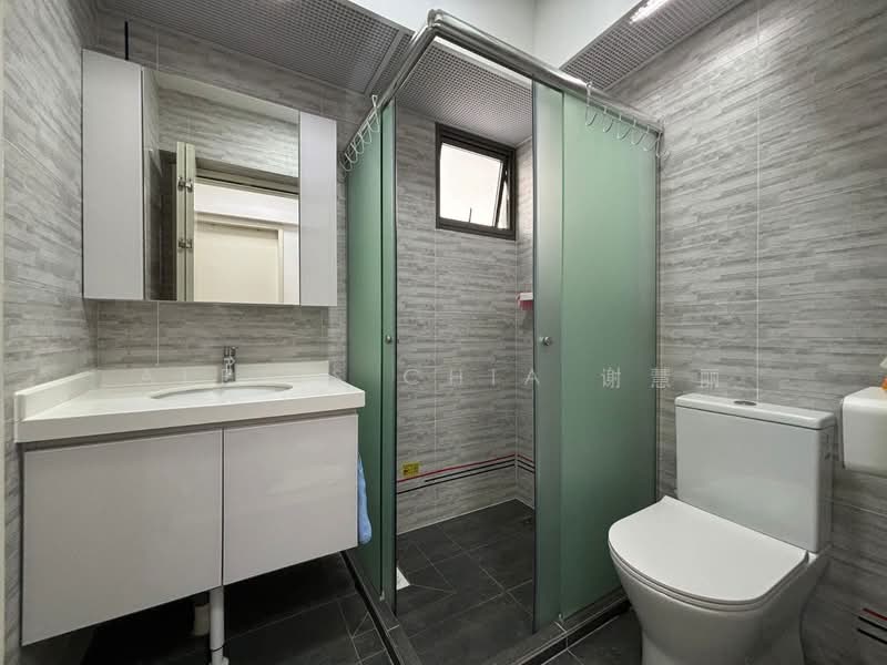 662A Tampines Street 64, 662A Tampines Street 64, Room Rental, 150 sqft, HDB Flat For Rent, by Alexis Chia 谢慧丽, 500066199 - Bathroom - PropertyGuru.com.sg