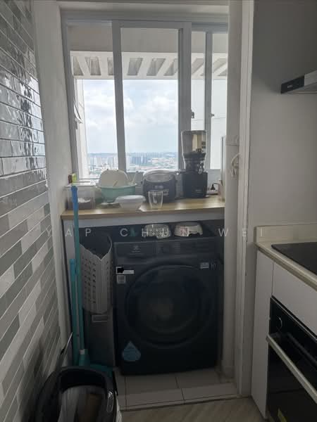588D Ang Mo Kio Street 52 HDB Flat For Sale at S$ 1,280,000 | PropertyGuru Singapore - Yard
