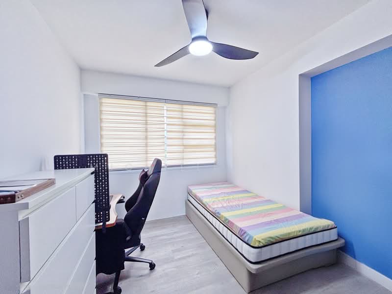 446A Bukit Batok West Avenue 8 HDB Flat For Sale at S$ 690,000 | PropertyGuru Singapore - Bedroom