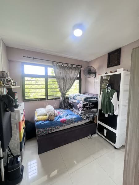 547A Bedok North Avenue 1 HDB Flat For Sale at S$ 600,000 | PropertyGuru Singapore - Bedroom