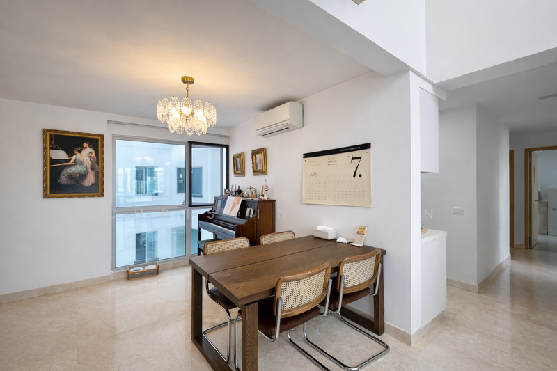 Eight Riversuites Condominium For Sale at S$ 2,199,999 | PropertyGuru Singapore - Dining Room