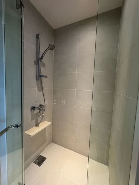 The Lakefront Residences, 42 Lakeside Drive, 2 Bedrooms, 765 sqft, Condominium For Rent, by Ken Ng, 500066222 - Bathroom - PropertyGuru.com.sg