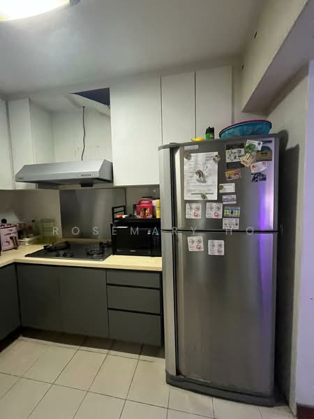 273D Compassvale Link, 273D Compassvale Link, 3 Bedrooms, 900 sqft, HDB Flat For Rent, by Rosemary Ho, 500066224 - Kitchen - PropertyGuru.com.sg