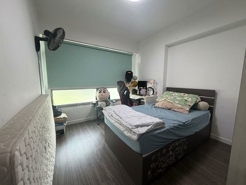 622C Punggol Central HDB Flat For Sale at S$ 660,000 | PropertyGuru Singapore - Bedroom
