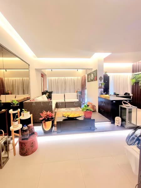 519C Tampines Central 8, 519C Tampines Central 8, 2 Bedrooms, 667 sqft, HDB Flat For Sale, by Alan Chua, 500066236 - Living Room - PropertyGuru.com.sg