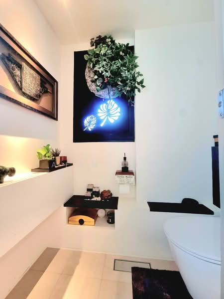 519C Tampines Central 8, 519C Tampines Central 8, 2 Bedrooms, 667 sqft, HDB Flat For Sale, by Alan Chua, 500066236 - Bathroom - PropertyGuru.com.sg