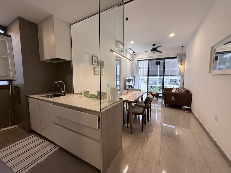 Stratum, 86 Elias Road, 2 Bedrooms, 775 sqft, Condominium For Rent, by Michelle Chia, 500066242 - Kitchen - PropertyGuru.com.sg