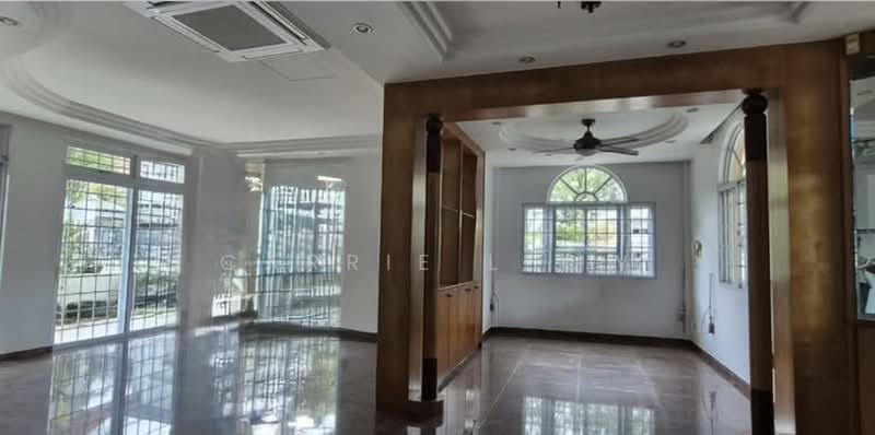 Jalan kakatua, Jalan kakatua, 9 Bedrooms, 6,000 sqft, Bungalow House For Rent, by Carrie Leow, 500066245 - Living Room - PropertyGuru.com.sg
