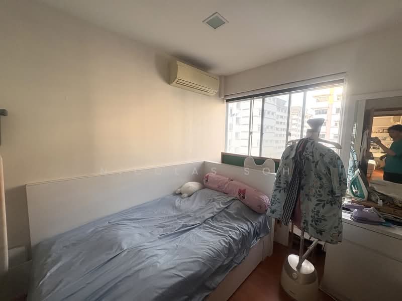 188 Pasir Ris Street 12 HDB Flat For Sale at S$ 820,000 | PropertyGuru Singapore - Bedroom