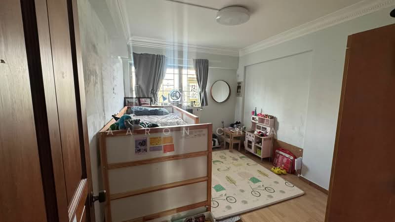117 Ang Mo Kio Avenue 4, 117 Ang Mo Kio Avenue 4, 2 Bedrooms, 968 sqft, HDB Flat For Rent, by Aaron Chia, 500066253 - Bedroom - PropertyGuru.com.sg