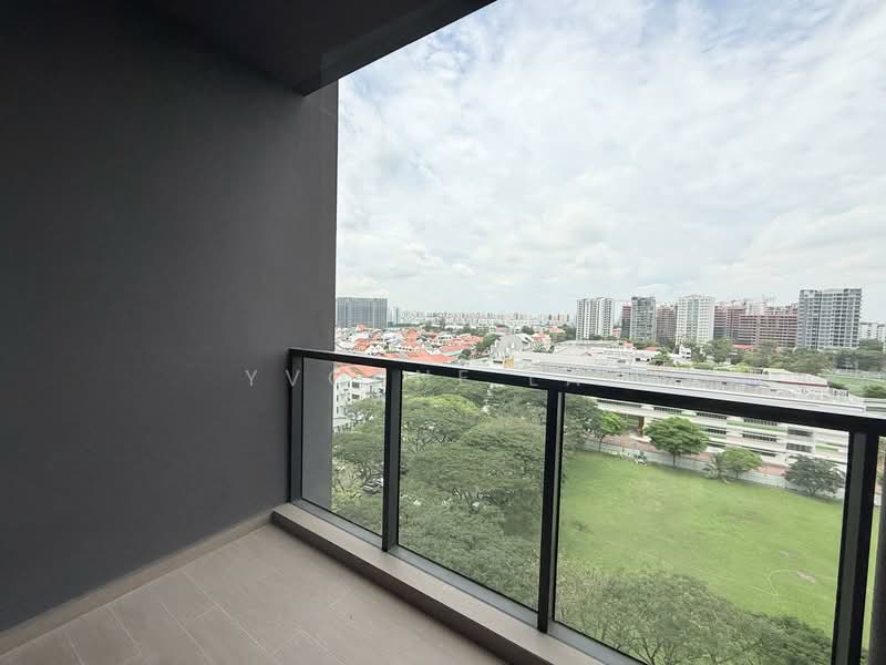 Tembusu Grand, 96 Jalan Tembusu, 1 Bedroom, 527 sqft, Condominium For Rent, by Yvonne Lai, 500066262 - Balcony - PropertyGuru.com.sg