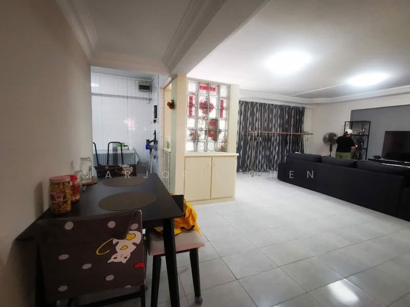 228 Simei Street 4, 228 Simei Street 4, 3 Bedrooms, 1,119 sqft, HDB Flat For Rent, by Marjorie Chen, 500066268 - Dining Room - PropertyGuru.com.sg