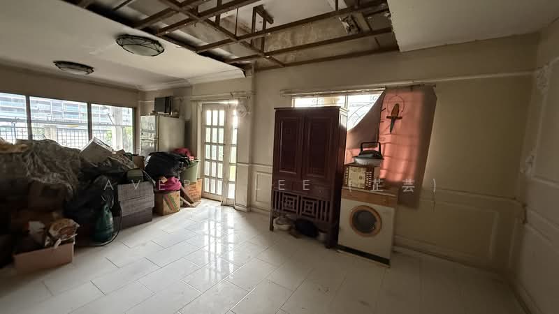 Cheap 2.5 Storey Semi-D original rebuild Serangoon Gardens Golden Walk Estate Semi-Detached House For Sale at S$ 5,888,888 | PropertyGuru Singapore - Living Room