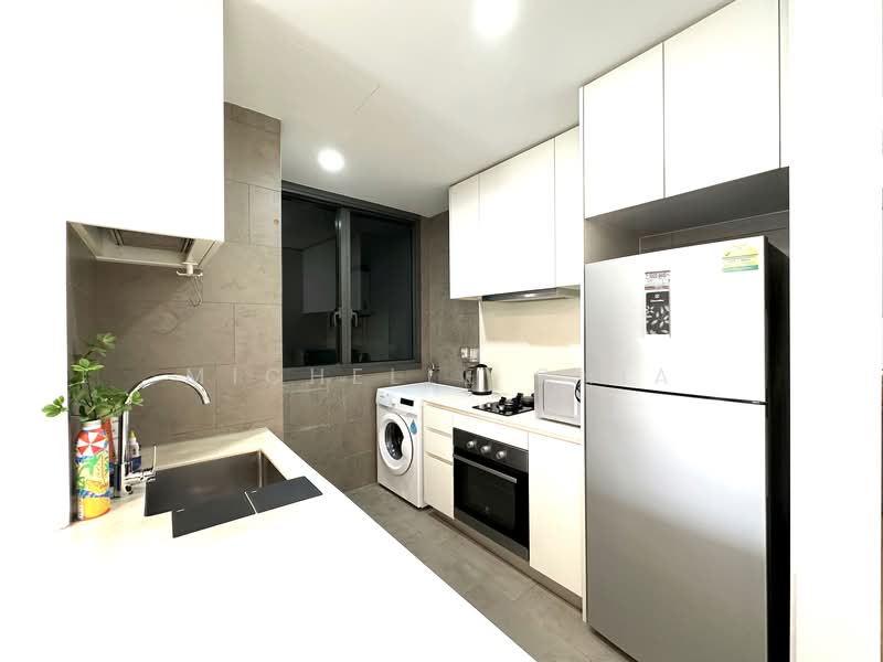 Stratum, 80 Elias Road, 2 Bedrooms, 775 sqft, Condominium For Rent, by Michelle Chia, 500066275 - Kitchen - PropertyGuru.com.sg