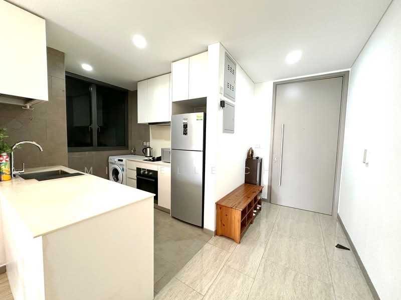 Stratum, 80 Elias Road, 2 Bedrooms, 775 sqft, Condominium For Rent, by Michelle Chia, 500066275 - Kitchen - PropertyGuru.com.sg