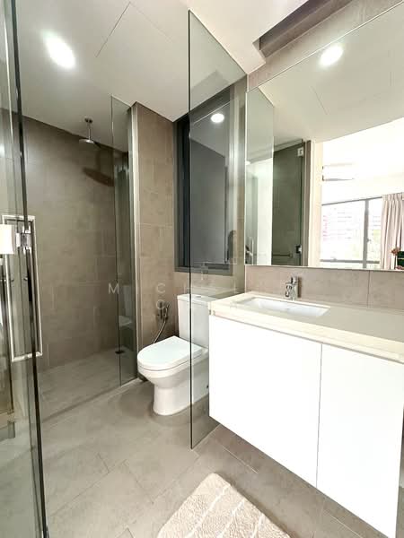 Stratum, 80 Elias Road, 2 Bedrooms, 775 sqft, Condominium For Rent, by Michelle Chia, 500066275 - Bathroom - PropertyGuru.com.sg