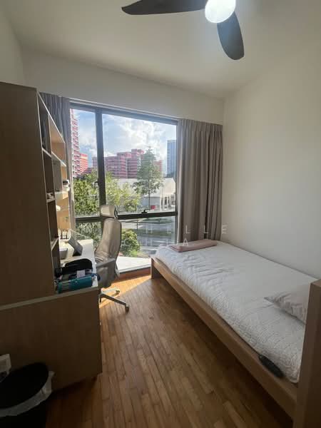 Stratum, 80 Elias Road, 2 Bedrooms, 775 sqft, Condominium For Rent, by Michelle Chia, 500066275 - Master Bedroom - PropertyGuru.com.sg