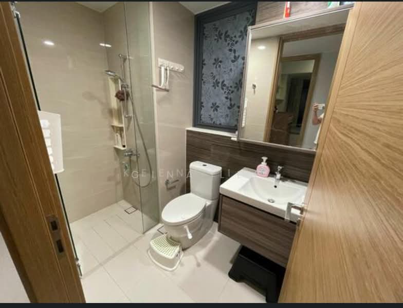 Coco Palms Condominium For Sale at S$ 1,649,999 | PropertyGuru Singapore - Bathroom