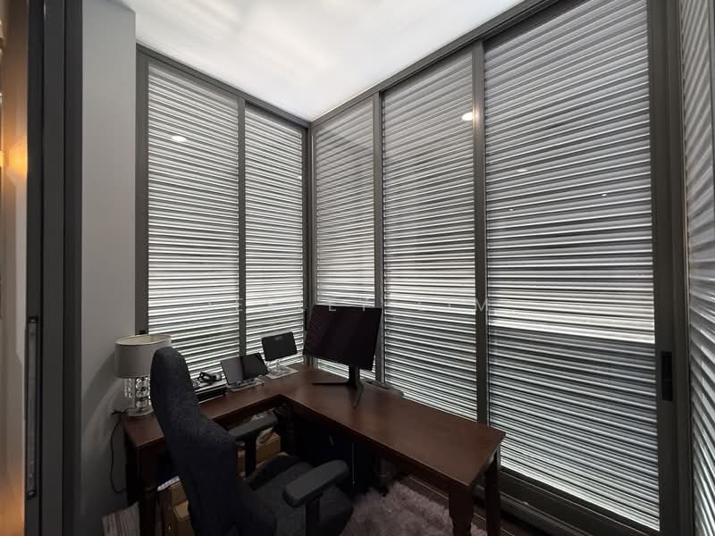 The Bently Residences@Kovan Apartment For Sale at S$ 2,280,000 | PropertyGuru Singapore - Study