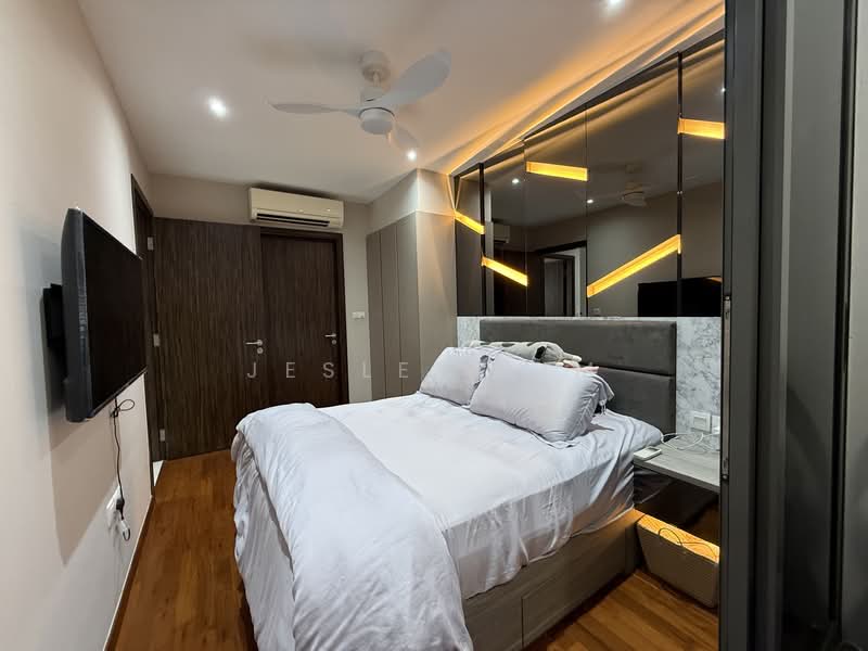 The Bently Residences@Kovan Apartment For Sale at S$ 2,280,000 | PropertyGuru Singapore - Master Bedroom