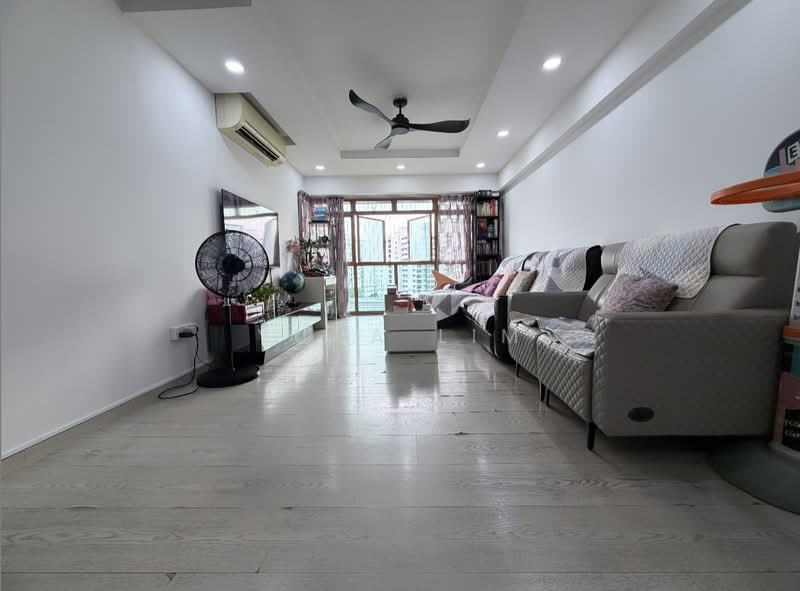 313B Anchorvale Road HDB Flat For Sale at S$ 698,000 | PropertyGuru Singapore - Living Room